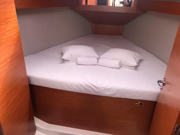 Dufour 360 GL - Boatscribe.com