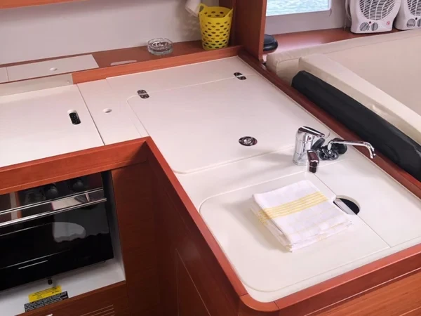 Dufour 360 GL - Boatscribe.com