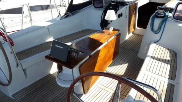 Oceanis 54 - Boatscribe.com