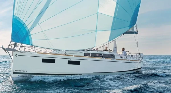 Oceanis 38.1 - Boatscribe.com