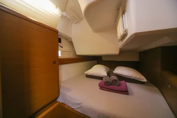 Sun Odyssey 519 - Boatscribe.com