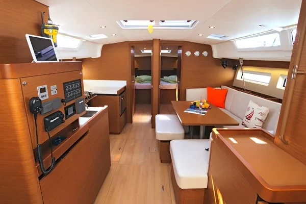 Sun Odyssey 490 - Boatscribe.com