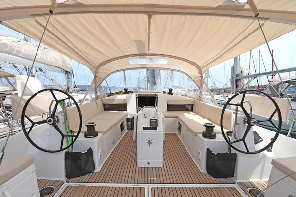Sun Odyssey 490 - Boatscribe.com