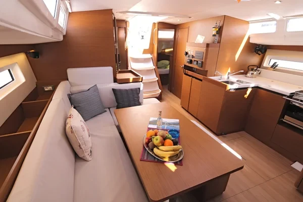 Sun Odyssey 490 - Boatscribe.com
