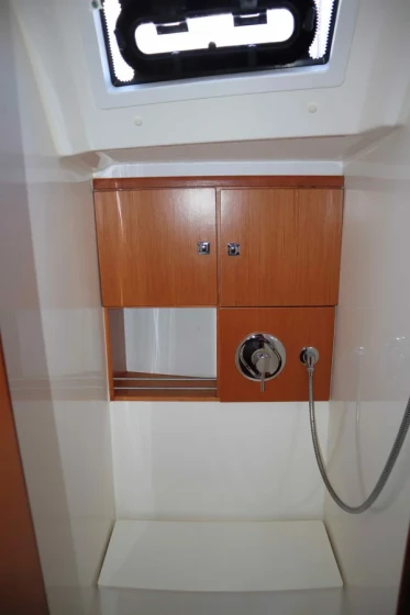 Bavaria 46 Cruiser - Boatscribe.com