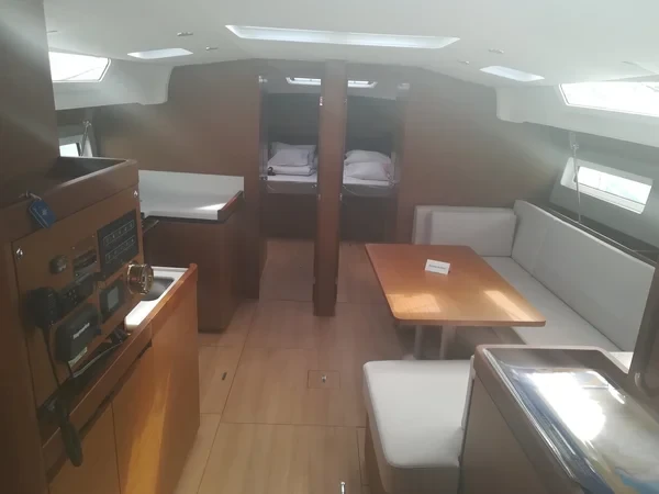 Sun Odyssey 490 - Boatscribe.com