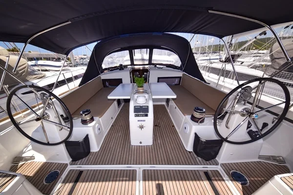 Sun Odyssey 490 - Boatscribe.com