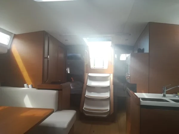Sun Odyssey 490 - Boatscribe.com