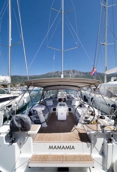 Oceanis 51.1 - Boatscribe.com