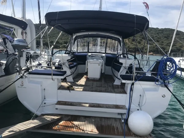 Oceanis 46.1 - Boatscribe.com