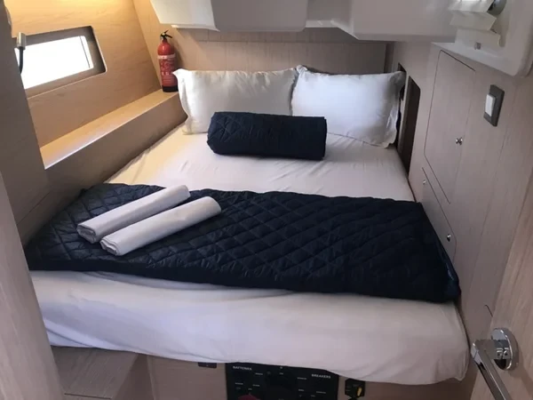 Oceanis 46.1 - Boatscribe.com