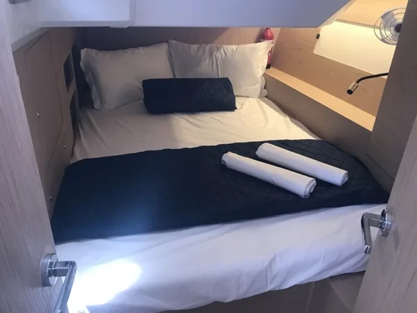 Oceanis 46.1 - Boatscribe.com