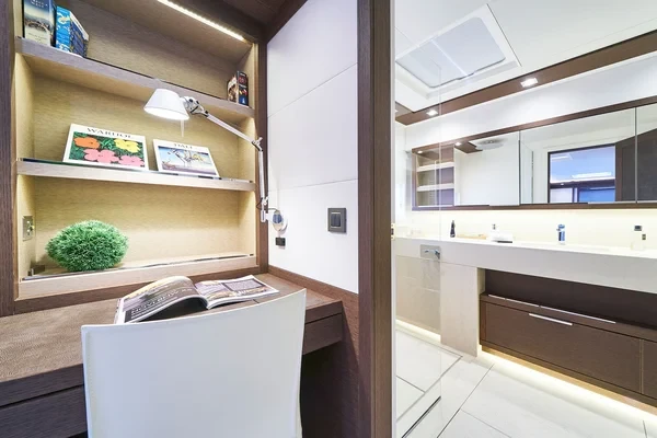 Lagoon Seventy 7 - Boatscribe.com