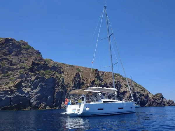 Dufour 390 Grand Large - Boatscribe.com