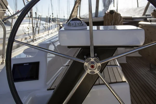 Dufour 430 Grand Large - Boatscribe.com