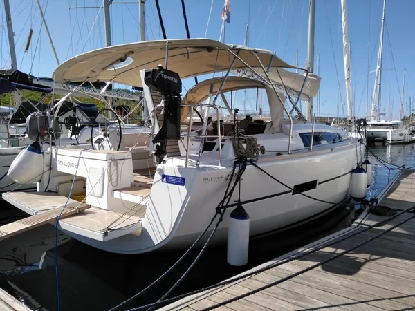 Dufour 412 GL - Boatscribe.com