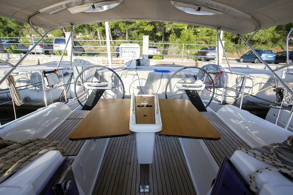 Dufour 360 GL - Boatscribe.com