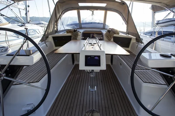 Dufour 360 GL - Boatscribe.com