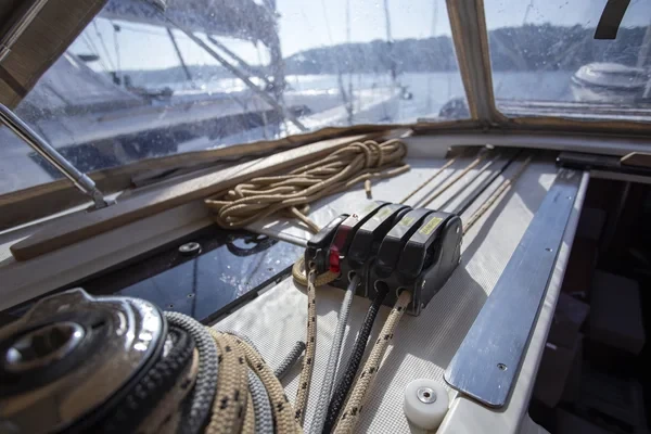 Dufour 412 GL - Boatscribe.com