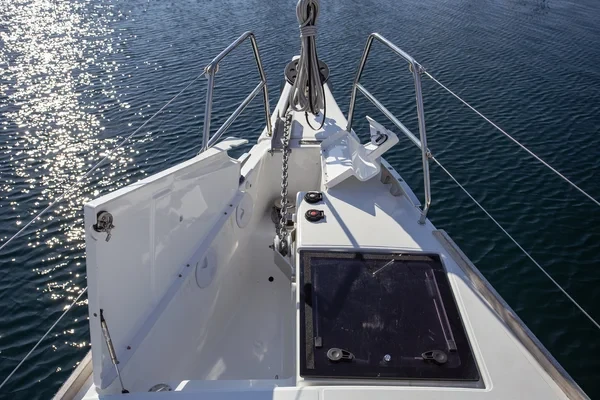 Dufour 520 GL - Boatscribe.com