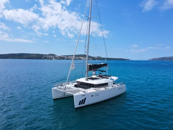 Lagoon 450 - Boatscribe.com