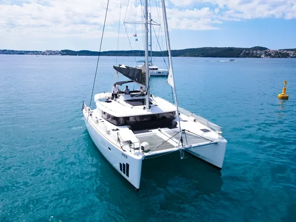 Lagoon 450 - Boatscribe.com