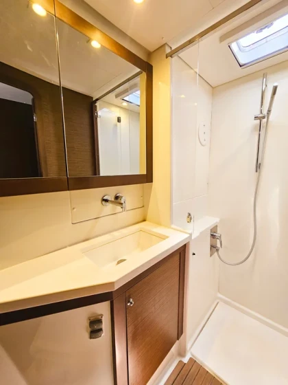 Lagoon 450 - Boatscribe.com