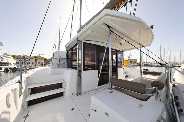 Bali 4.1 - Boatscribe.com