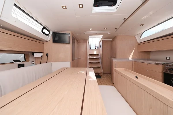 Oceanis 46.1 - Boatscribe.com