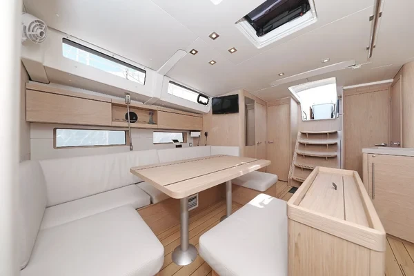 Oceanis 46.1 - Boatscribe.com