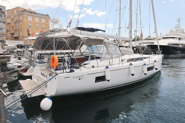 Oceanis 51.1 - Boatscribe.com