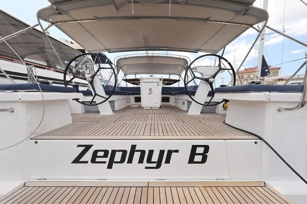 Oceanis 51.1 - Boatscribe.com