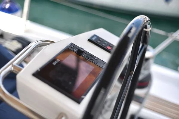 Oceanis 51.1 - Boatscribe.com