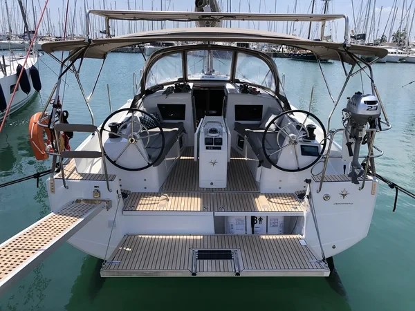 Sun Odyssey 410 - Boatscribe.com