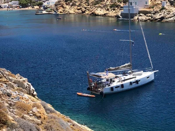 Sun Odyssey 410 - Boatscribe.com