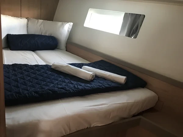 Oceanis 45 - Boatscribe.com