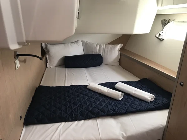 Oceanis 45 - Boatscribe.com