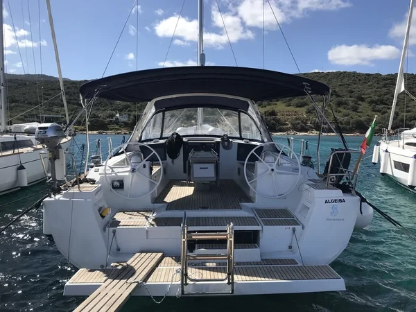 Oceanis 45 - Boatscribe.com