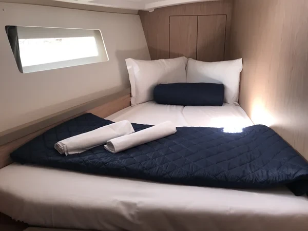 Oceanis 45 - Boatscribe.com