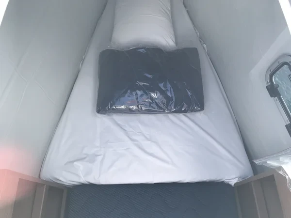 Lagoon 450 F - Boatscribe.com