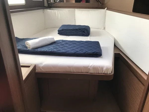 Lagoon 450 F - Boatscribe.com