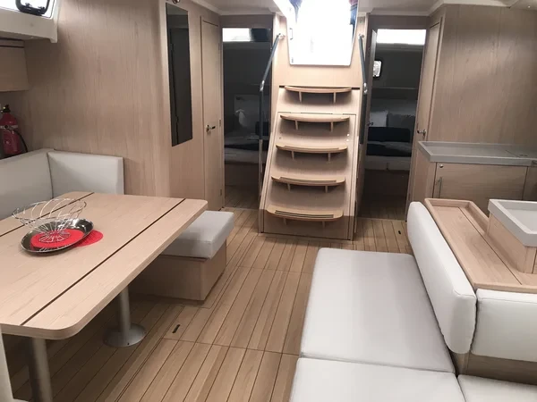 Oceanis 51.1 - Boatscribe.com