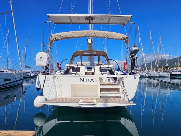 Dufour 390 Grand Large - Boatscribe.com
