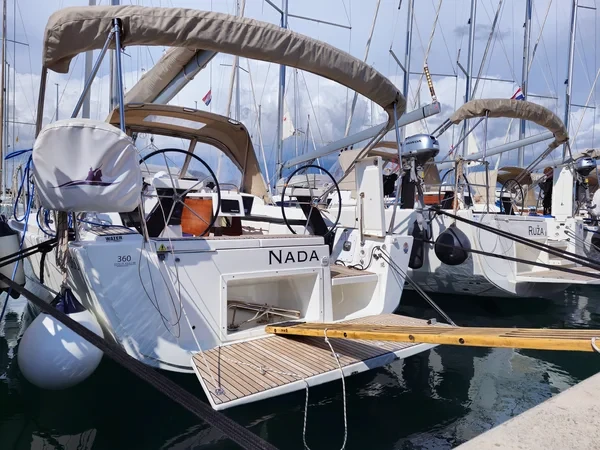 Dufour 360 GL - Boatscribe.com