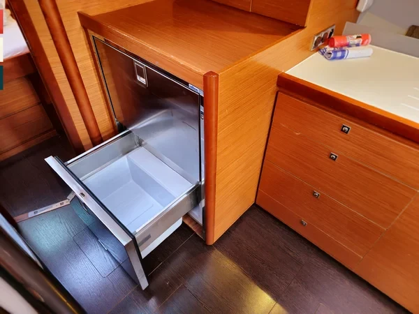 Dufour 430 - Boatscribe.com