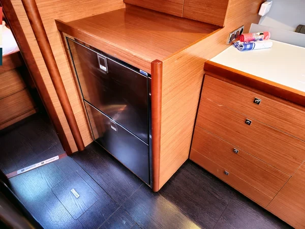 Dufour 430 - Boatscribe.com