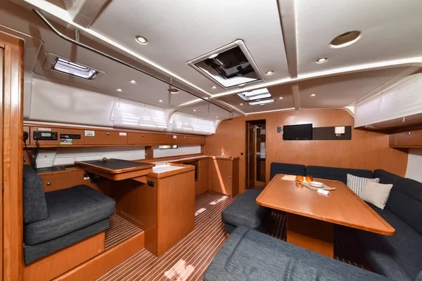 Bavaria 51 Cruiser - Boatscribe.com