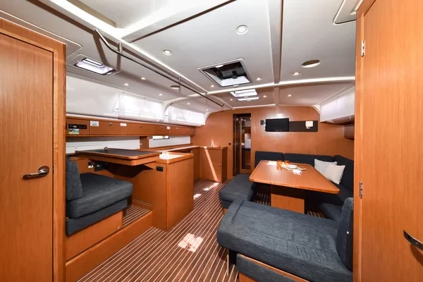 Bavaria 51 Cruiser - Boatscribe.com
