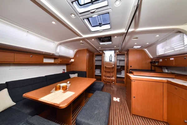 Bavaria 51 Cruiser - Boatscribe.com