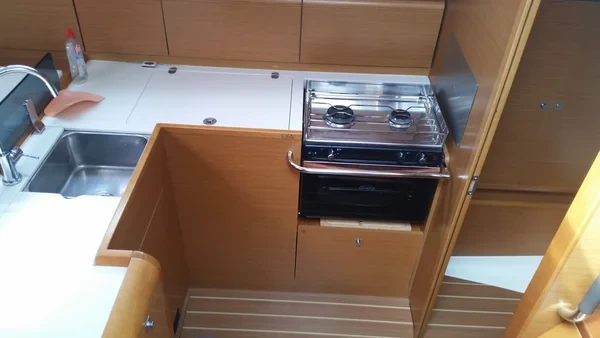 Sun Odyssey 439 - Boatscribe.com
